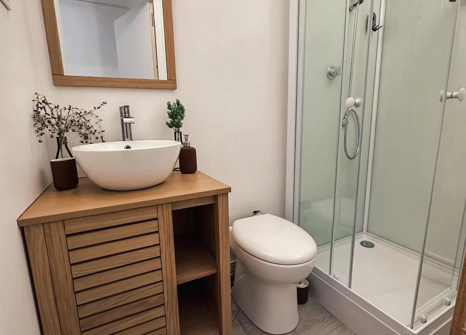 Studio Independant Pres De Montmartre باريس