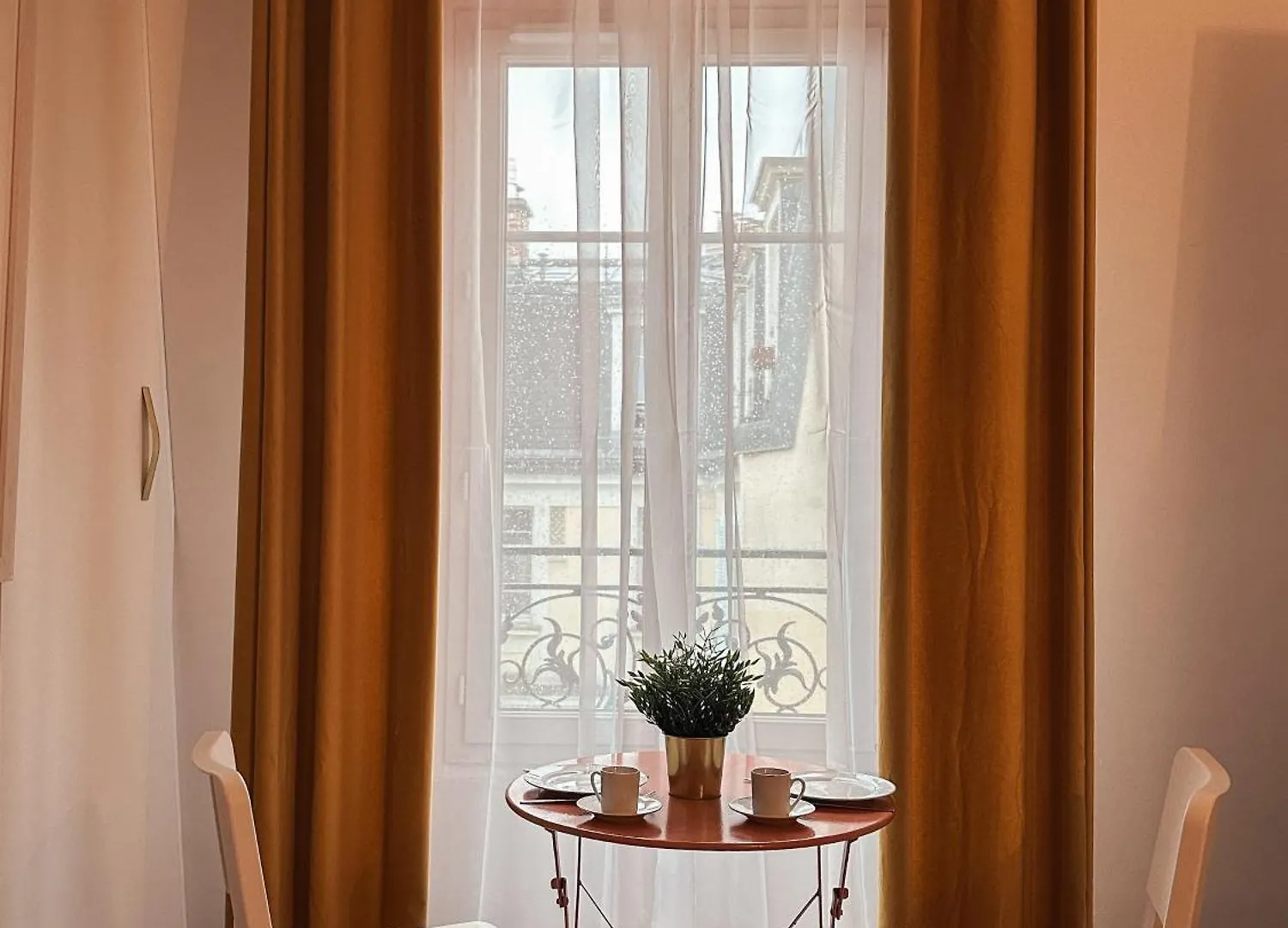 Apartment Studio Independant Pres De Montmartre Paris